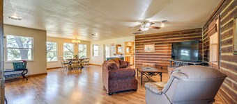 Riverfront Brady Retreat on 25 Acres!