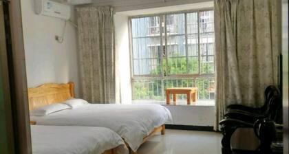 Qingya Inn on the West Grand Canyon Hot Spring