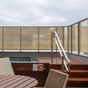Luxury Suite, Sea View | Beach/ocean view - Icon Hotel by Welkom (João Pessoa)