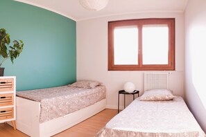 5 Schlafzimmer, Bügeleisen/Bügelbrett, WLAN, Bettwäsche