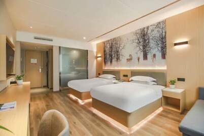 Guangzhou Jiulong Hotel (Sansui Fuzheng West Road Branch)