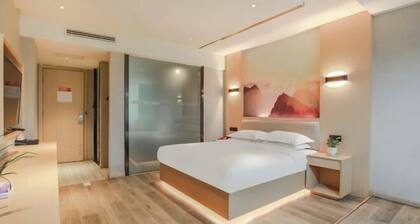 Guangzhou Jiulong Hotel (Sansui Fuzheng West Road Branch)