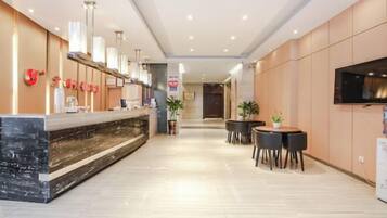 المنشأة من الداخل