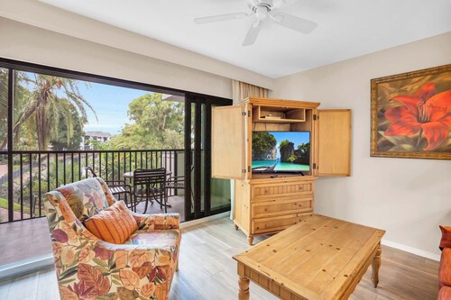 I-250 - Peaceful Views & Close to Beach -Sleeps 6