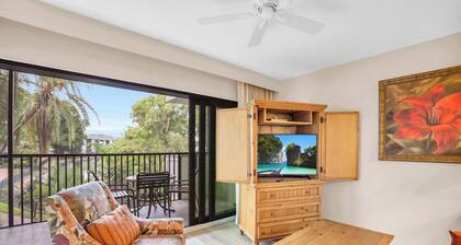 I-250 - Peaceful Views & Close to Beach -Sleeps 6