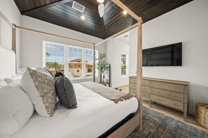 4 camere, accesso a Internet, lenzuola