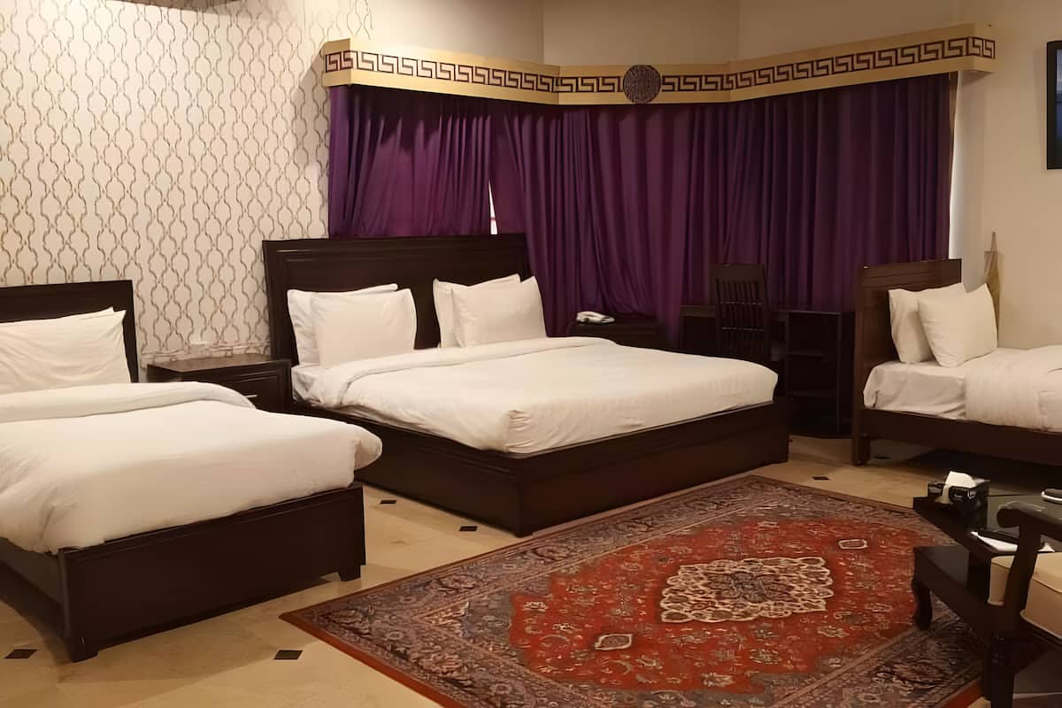 Family Quadruple Room | Free WiFi