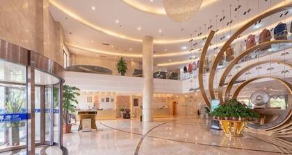Huanghe Guesthouse