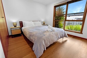 3 bedrooms, free WiFi, bed sheets