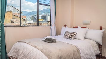 Chambre Deluxe, 1 grand lit, vue ville