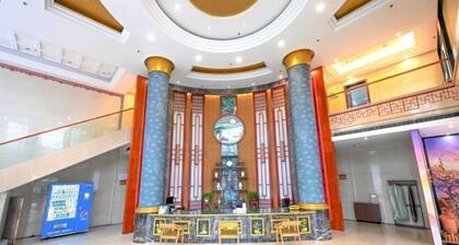 Hengdian World Studios Jinghua Grand Hotel (Qinwang Palace Qingming Shanghe Tu)