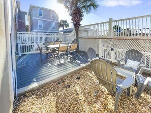 Rumah, 3 kamar tidur | Teras/patio