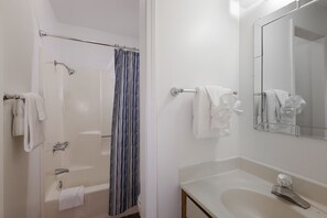 Appartement, 1 slaapkamer | Badkamer | Shampoo