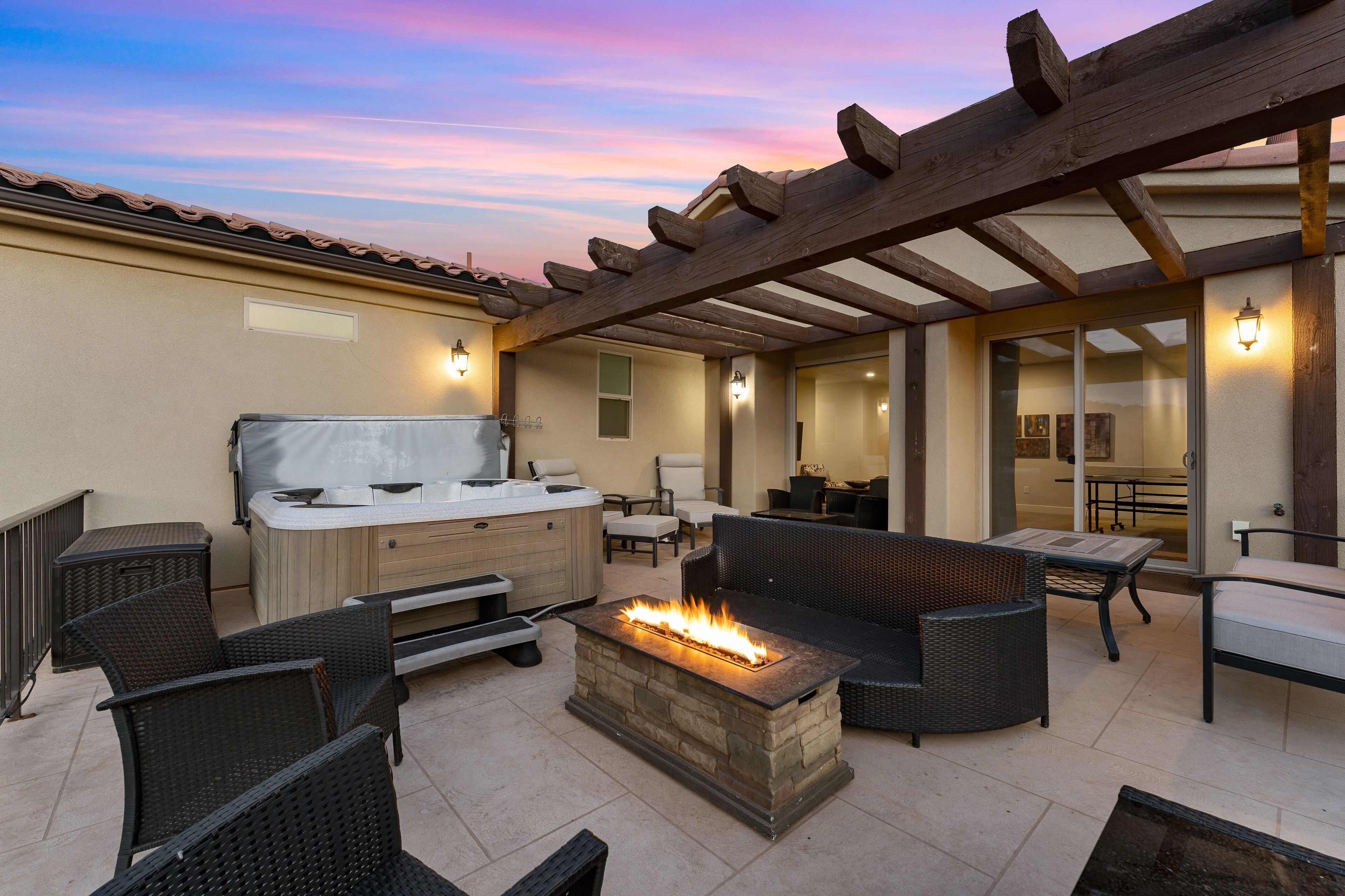 Casa, vários quartos | Terraço/pátio