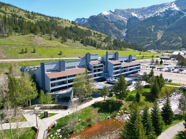 Exterior - Sb102 Snowbridge 2br 2ba 3 Bedroom Condo by RedAwning (Copper Mountain)