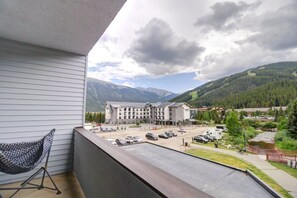 Condo, 2 Bedrooms | Balcony view - Sb102 Snowbridge 2br 2ba 3 Bedroom Condo by RedAwning (Copper Mountain)