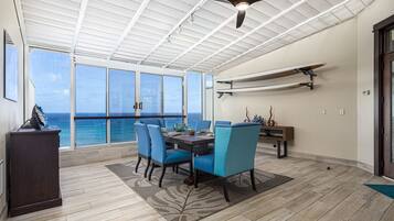 Condo, 2 Bedrooms | Interior