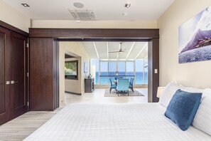 Condo, 2 Bedrooms | 2 bilik tidur, seterika/papan seterika, Wi-fi percuma