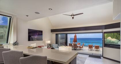 Puu Poa 407 2 Bedroom Condo by RedAwning