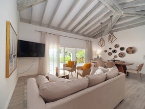 Fernseher