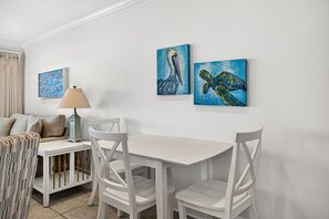 Dining - Gulf-Front Getaway — Seamist #5 with Bikes & Spectacular Balcony Views (Seacrest)