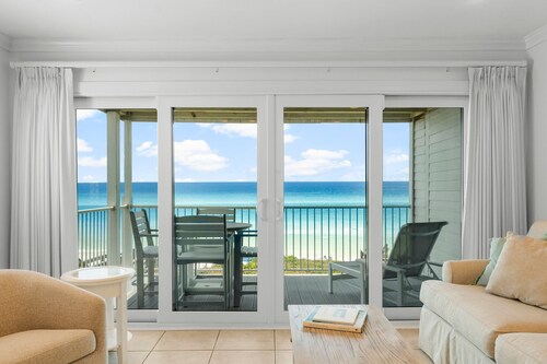 Gulf-Front Getaway — Seamist #5 with Bikes & Spectacular Balcony Views
