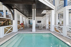 Beheizter Pool