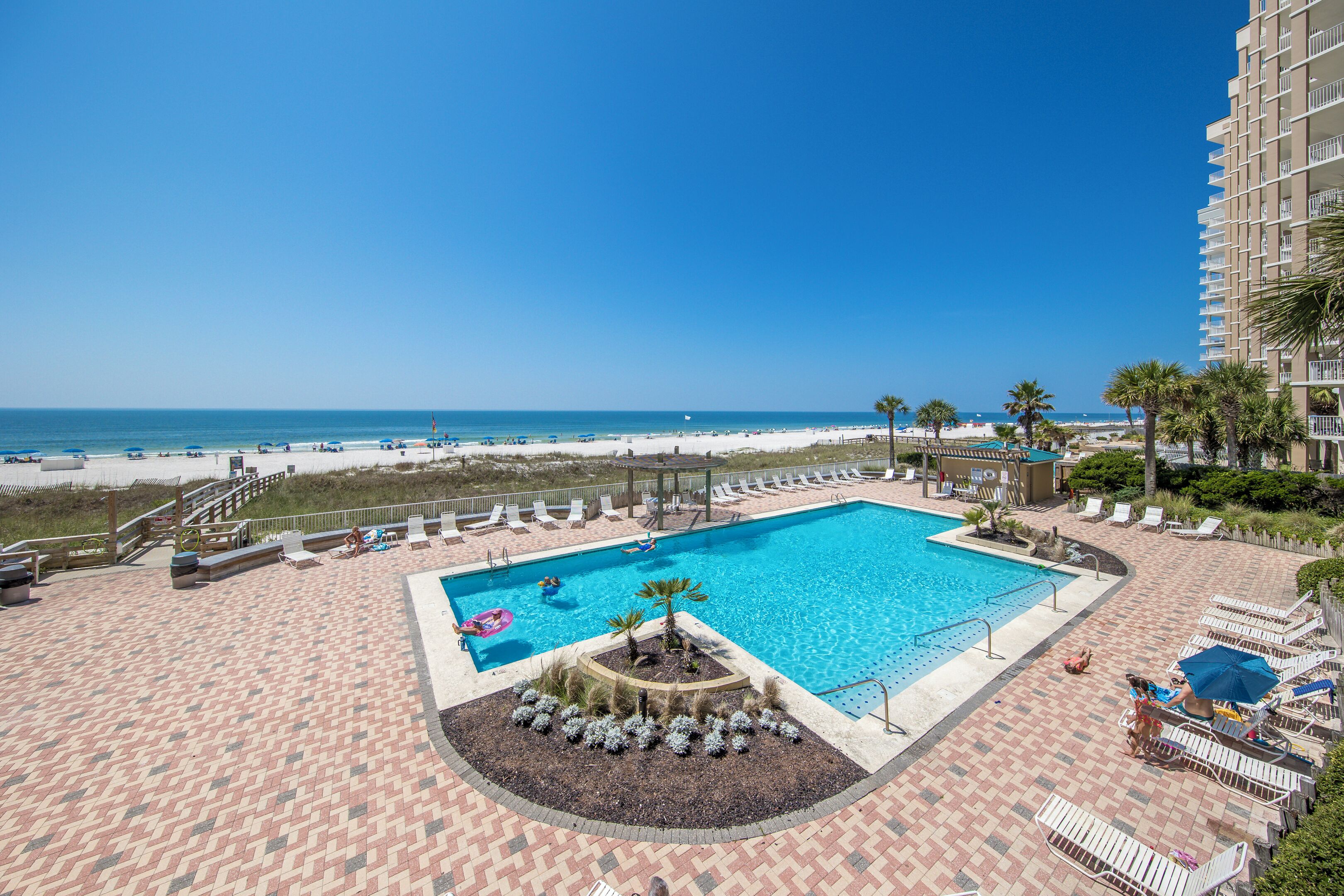 Piscina interna, piscina externa