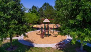 Children’s area - ⭐ ⭐ Gated Community | Modern | 4 Bed | 3 Bath | South Facing Large Pool Deck ⭐⭐ (Davenport)