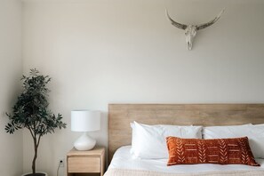 2 chambres, fer et planche à repasser, Wi-Fi, draps fournis