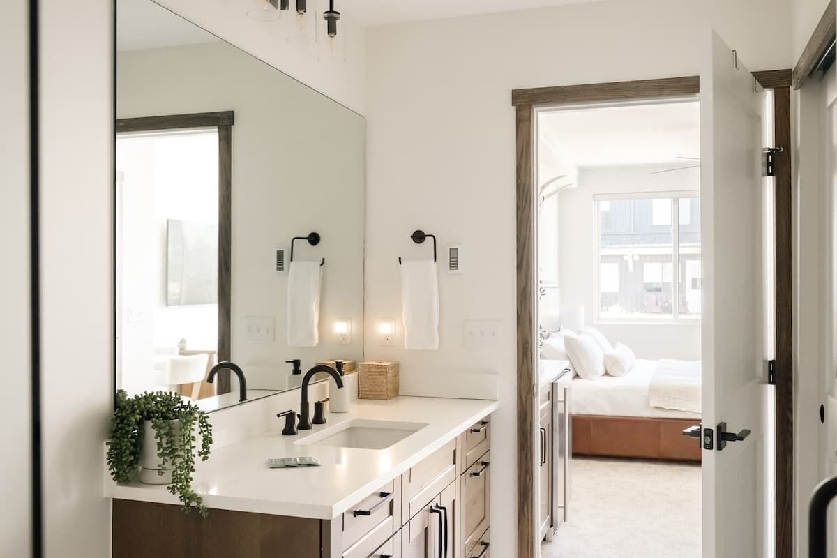 2 soverom, strykejern/-brett, wi-fi og sengetøy