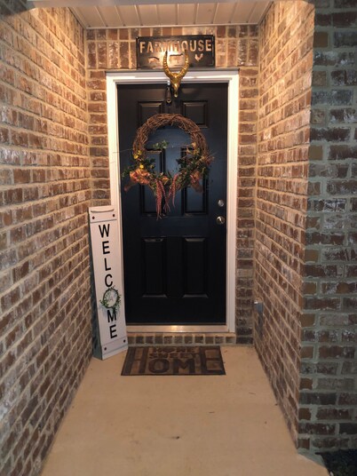 Charming 3-bedroom house with AC and WiFi in lovely Tuscaloosa