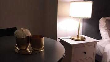 2 slaapkamers, een strijkplank/strijkijzer, wifi, beddengoed