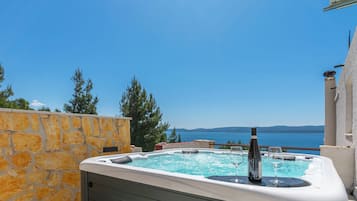 Apartment (A1) | Spa