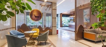 Longji Garden Hotel (Kunming College Store)