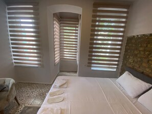 Comfort-Studiosuite, Stadtblick | Schallisolierte Zimmer, Bügeleisen/Bügelbrett, kostenloses WLAN