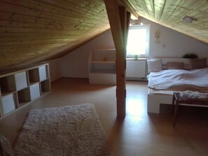 1 camera, Wi-Fi, lenzuola