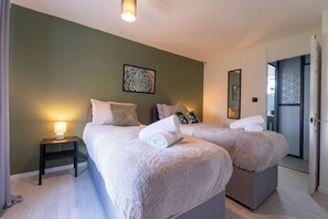 3 Schlafzimmer, Bügeleisen/Bügelbrett, kostenloses WLAN, Bettwäsche