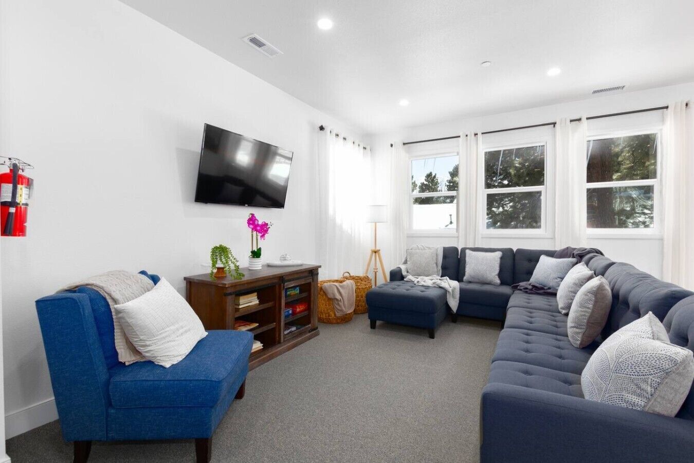 #9 New! 3 Bedroom Apartment In Town - Mammoth Lakes, CA