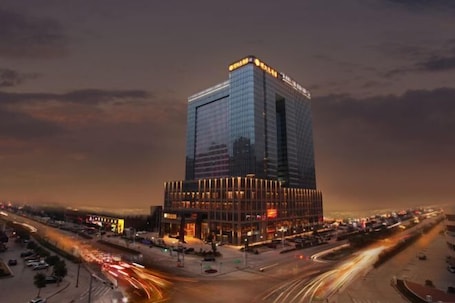 Exterior. Jing Jiang Hotel