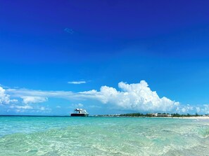 Liegestühle, Strandtücher