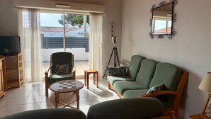 TV