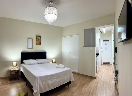 Charming 1-bedroom apartment in enchanting Vila Lidia Campinas with WiFi