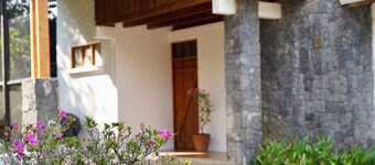 La Auxiliadora - Classic Mountain Chalet