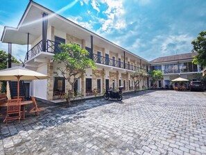 Exterior - ZAVANA Rooms (Mataram)
