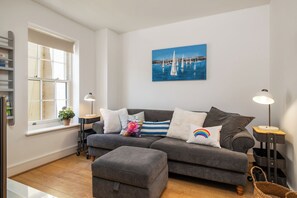 Smart-tv och eldstad