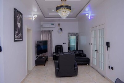 Bamgbose Apartments in Surulere, Lagos Nigeria