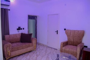 Apartment | Living area | TV