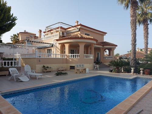 Costa Blanca Luxury villa with private pool on exclusive development