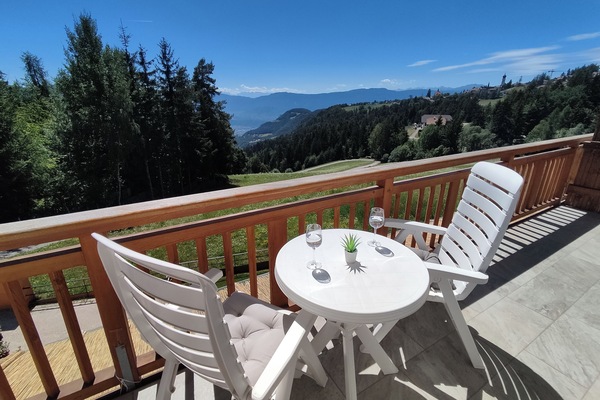 ba8a5c1d-6b61-4c94-8da7-7ac1c430833f